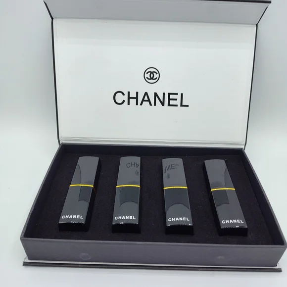 🔥 CHANEL Rouge Coco Limited Edition – 4 Lipstick Collector Gift Set 💄NIB - Picture 4 of 5